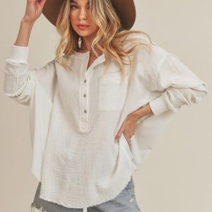 White Cotton Loose Fitting Button-Up Henley with Thermal Contrasting Size M L